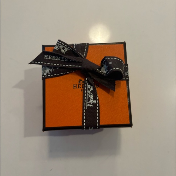 Hermes Olympe Ring, Small model color Etoupe size medium - Picture 12 of 14